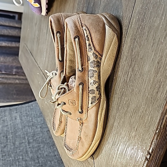 Sperry Top Sider Sequined Leopard Print Women's size 9 - Picture 1 of 5